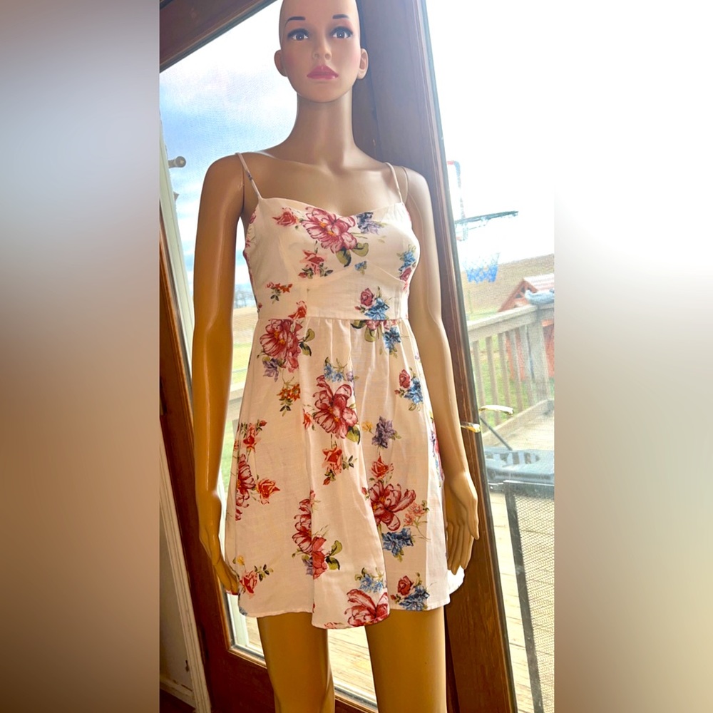 Zara cream & floral linen dress size small